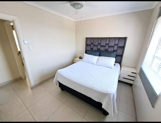 2 BEDROOM APARTMENT FOR SALE IN PADFIELD PARK